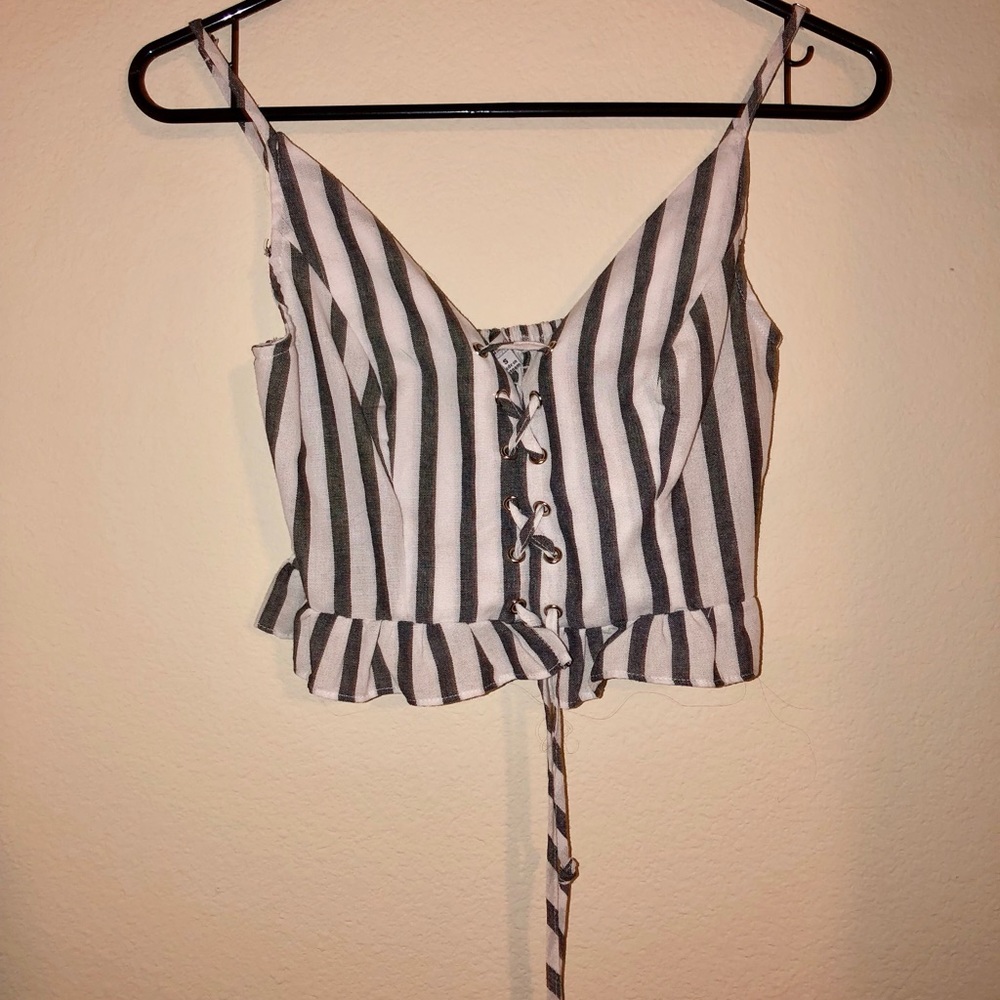 White/grey stripped lace up cropped tank top